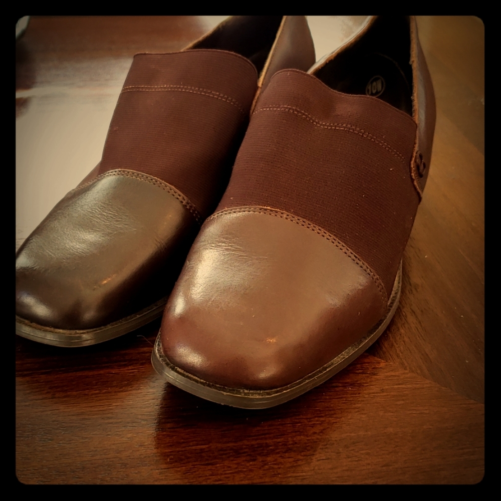 Vintage leather 2 inch heel